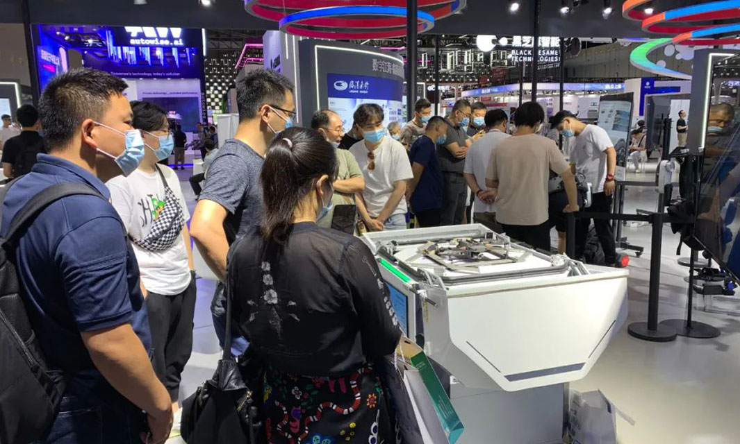 助力巡檢數(shù)智化，復(fù)亞無人機(jī)機(jī)場亮相世界人工智能大會