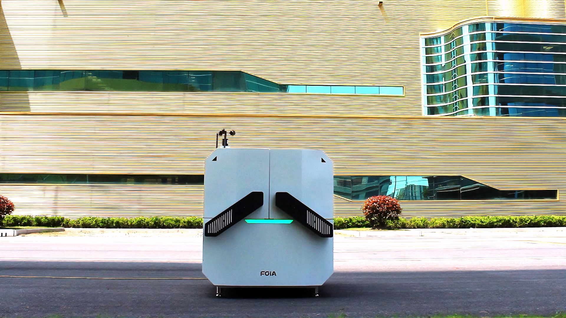 智方&reg;A40C 中型無人機自動機場